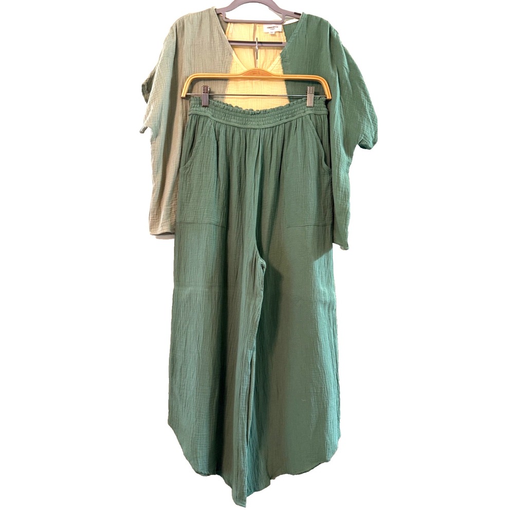 Anniewear Women's M, 2pc gauze pant set in Sage Green, True Green and Yellow